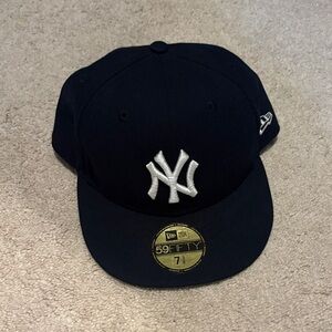 New Era Navy Fitted Yankees Cap with White NY Logo